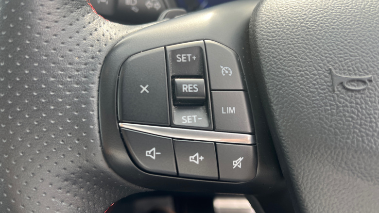 Ford Kuga 1.5 EcoBlue ST-Line 5dr Auto Diesel Estate